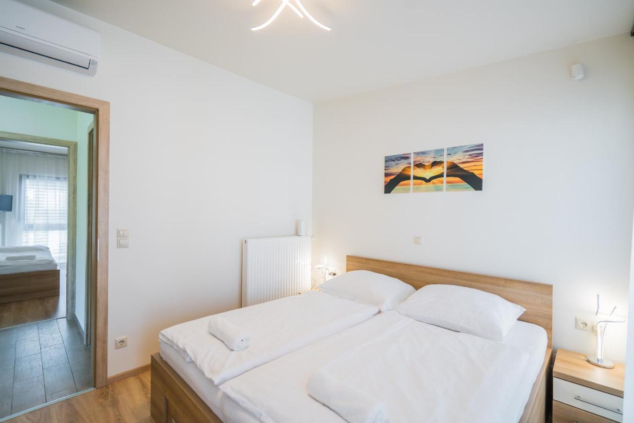 Silver Villa *