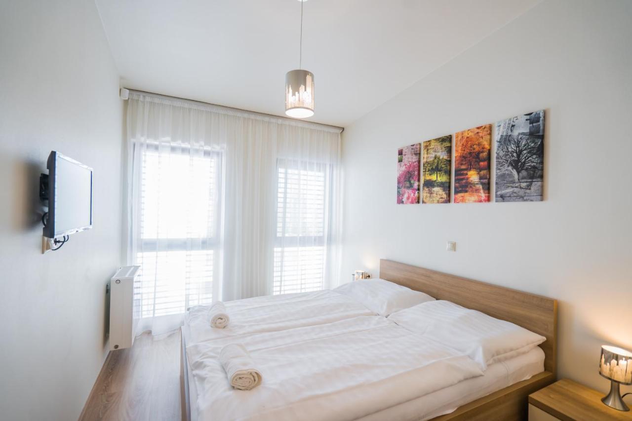 Silver Villa *