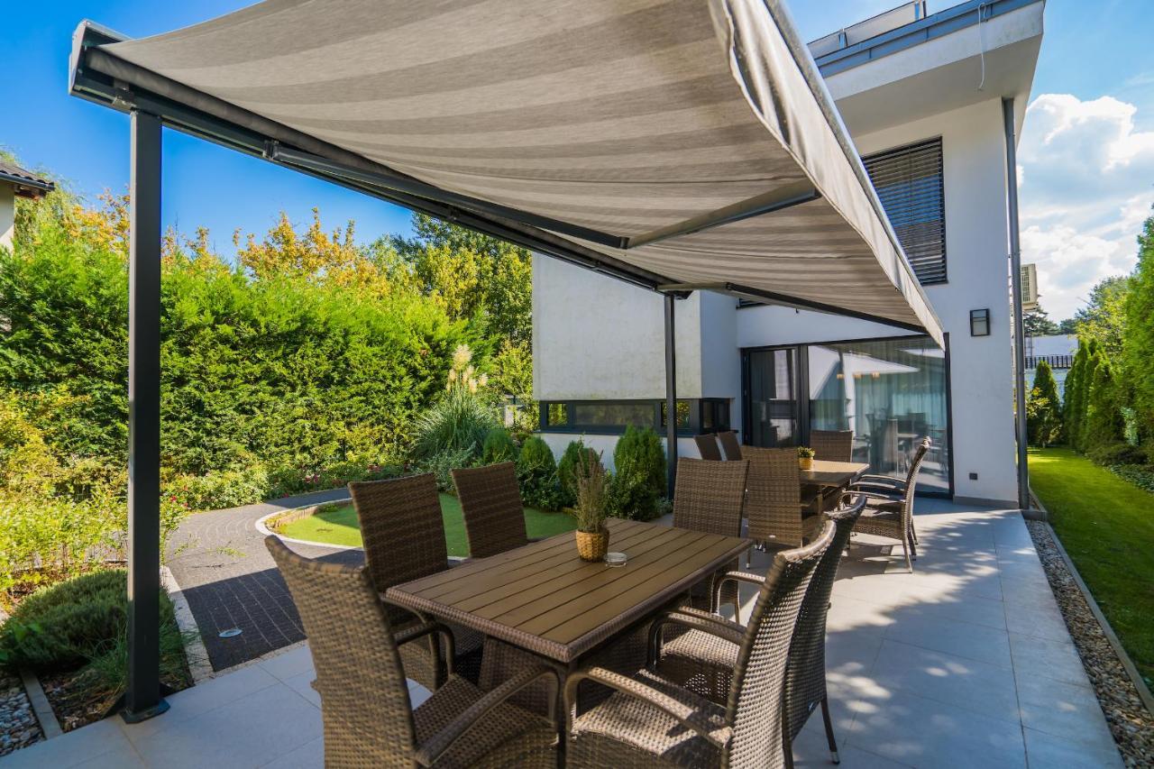 Silver Villa