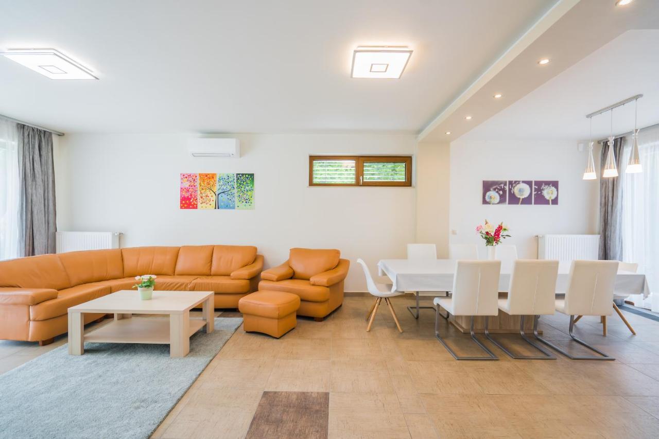Villa Silver